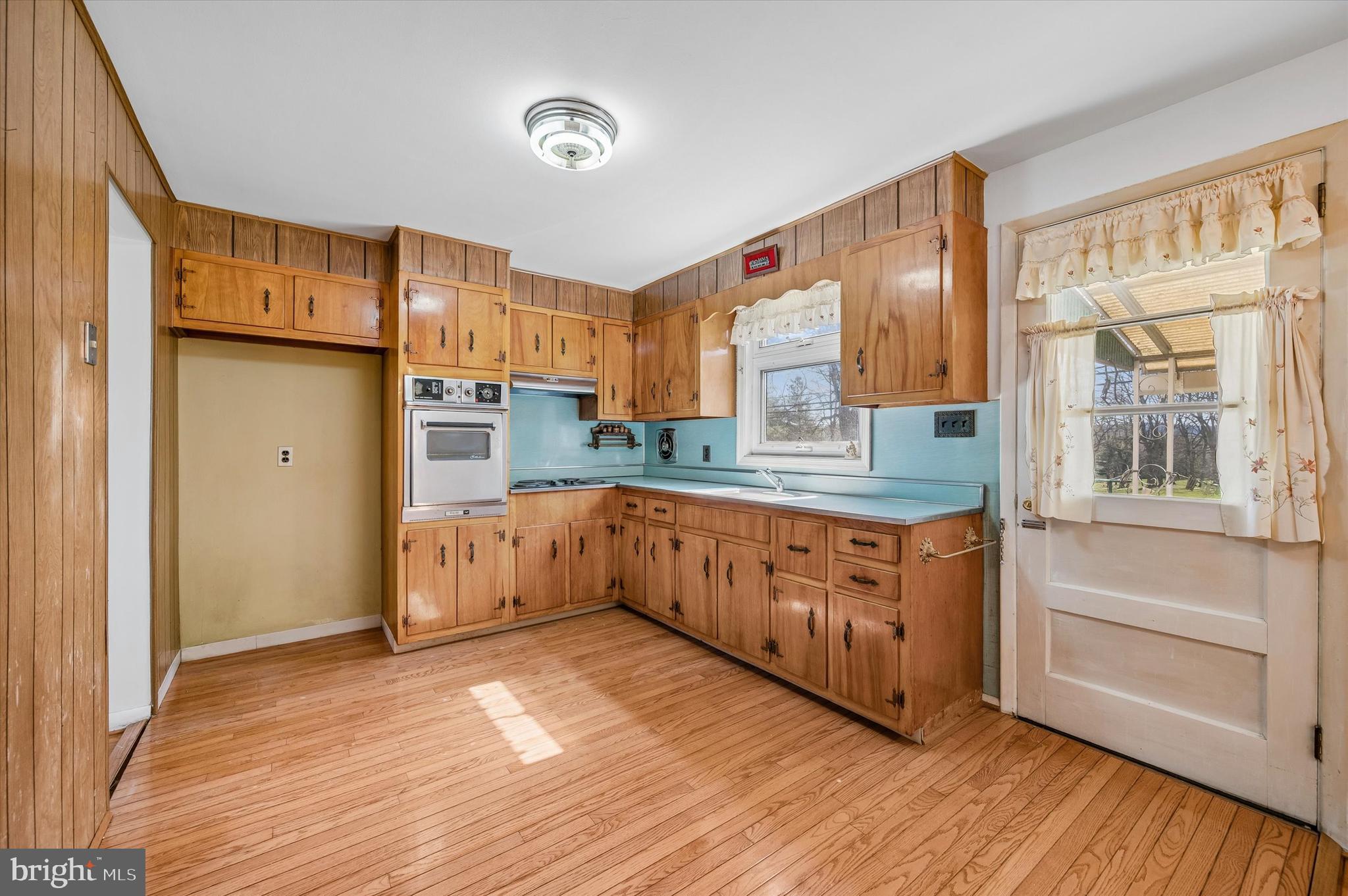 CONSHOHOCKEN - Residential