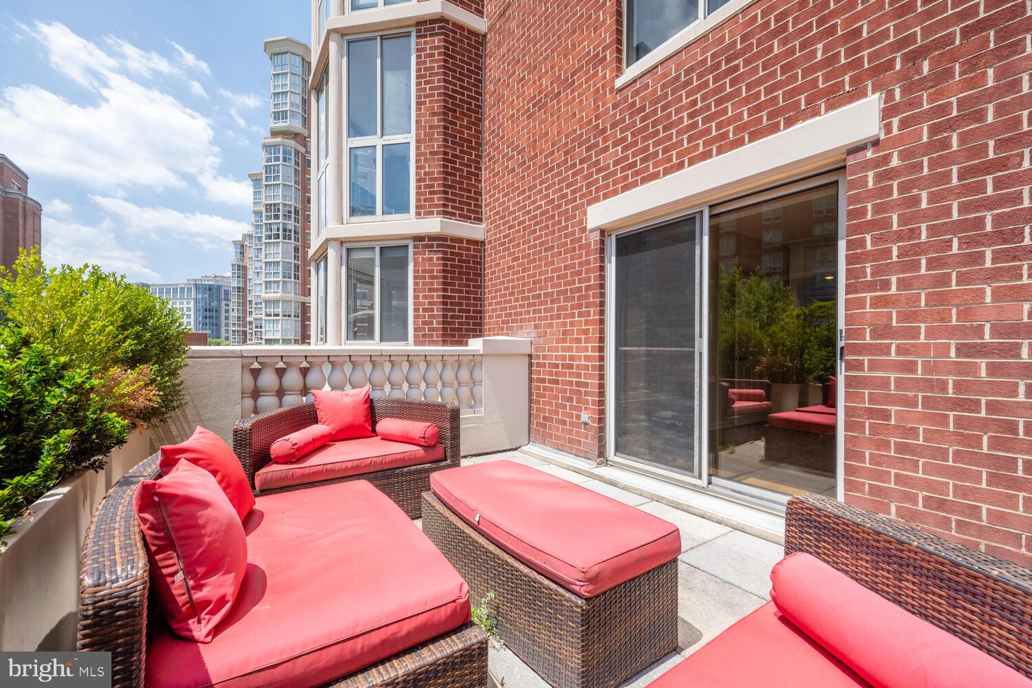 2121 JAMIESON AVENUE 508