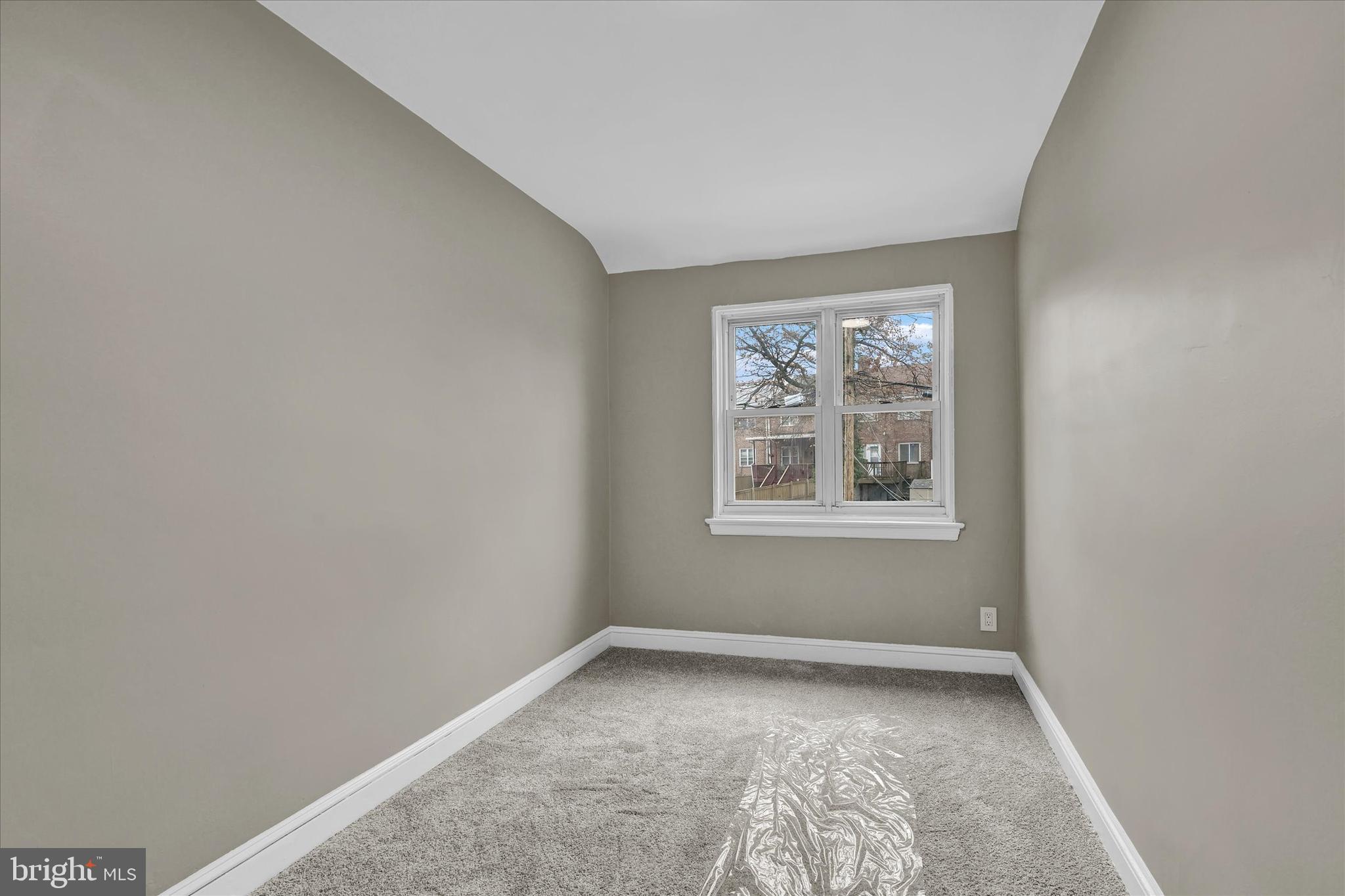 GOVANS - Residential Lease