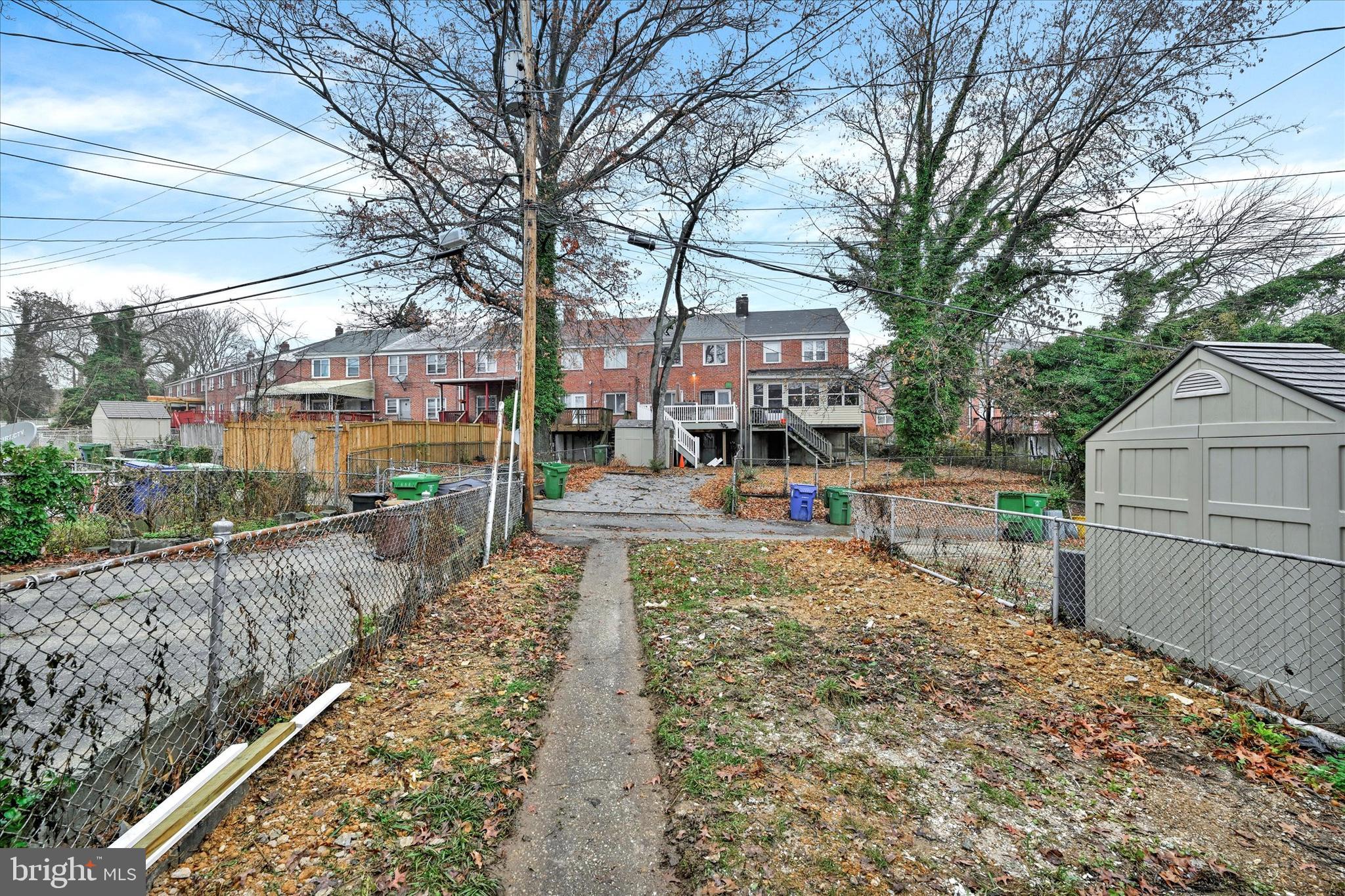 GOVANS - Residential Lease