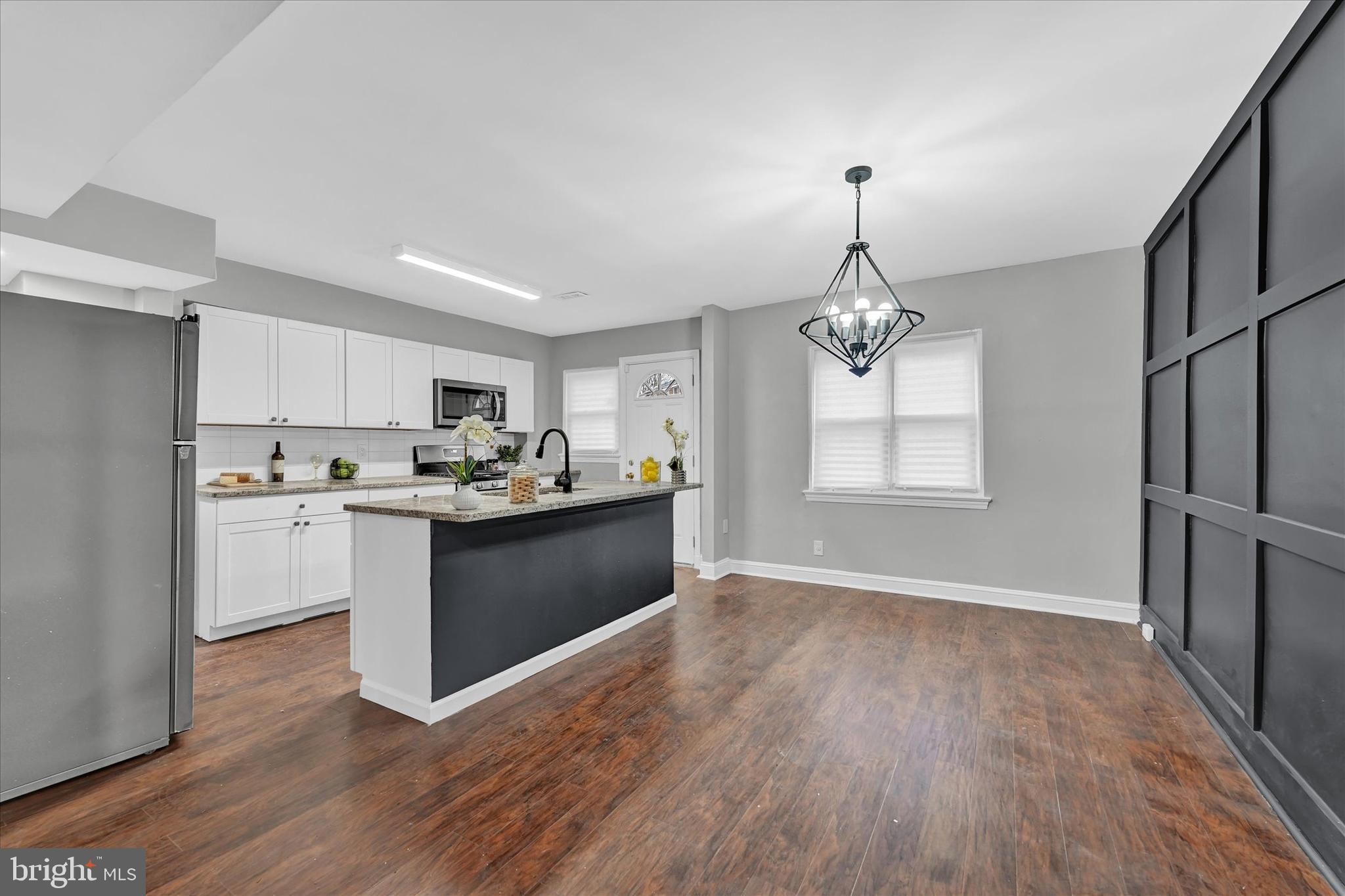 GOVANS - Residential Lease