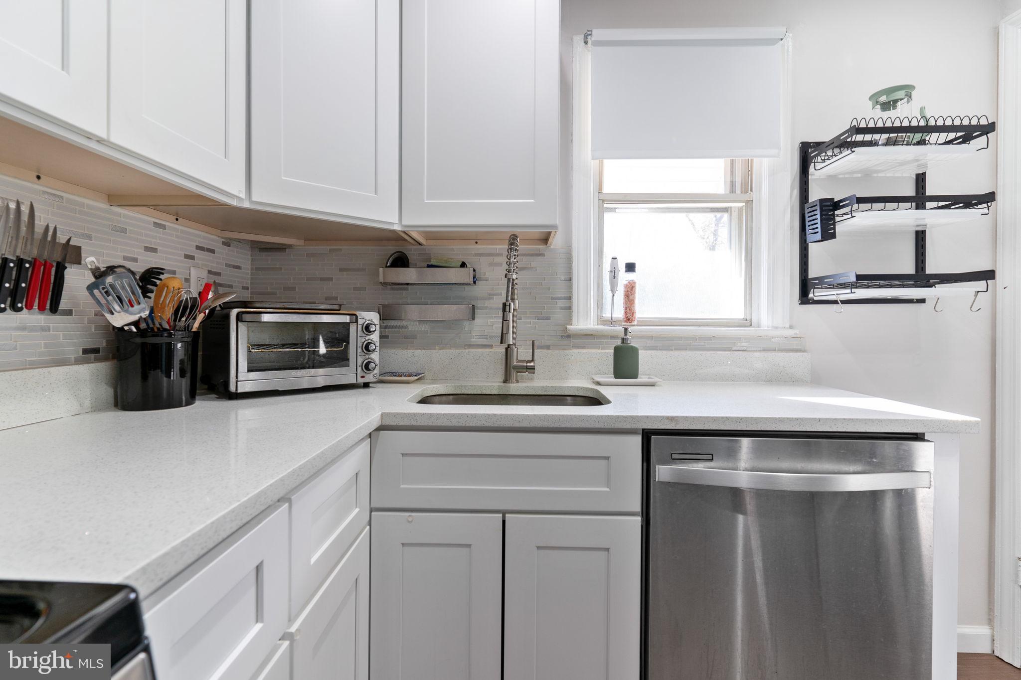 HOLLYWOOD - Residential Lease