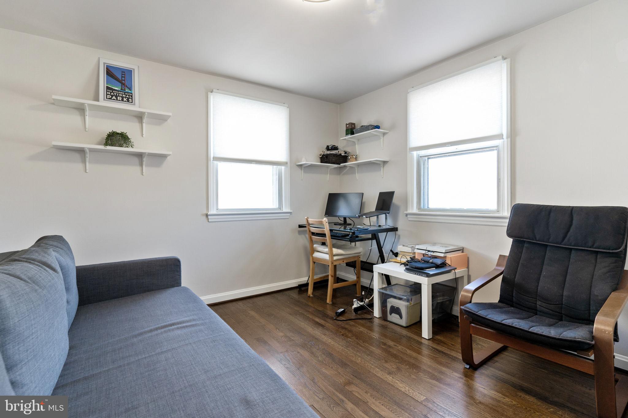 HOLLYWOOD - Residential Lease