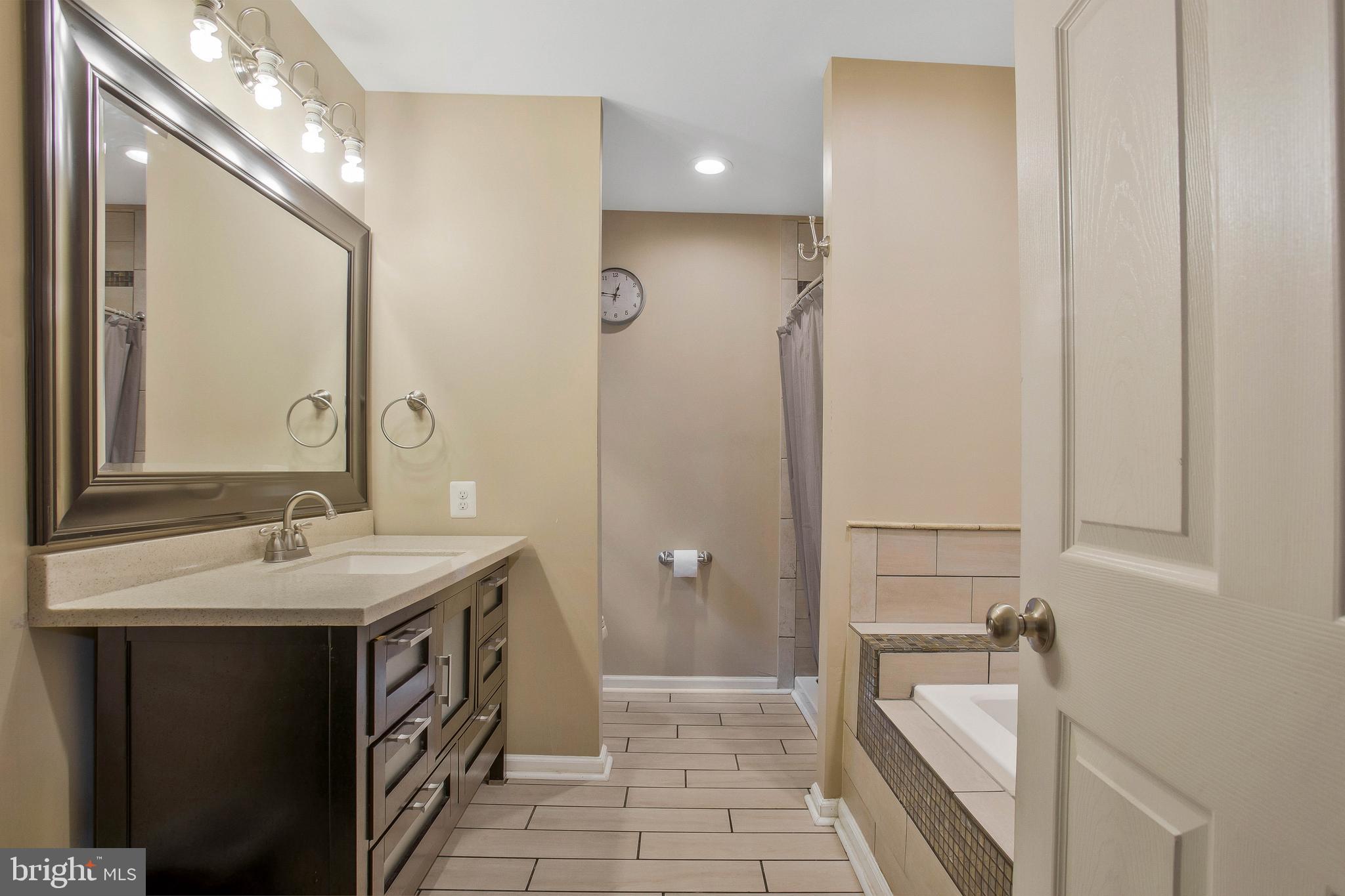 SHADY ACRES SUB - Residential