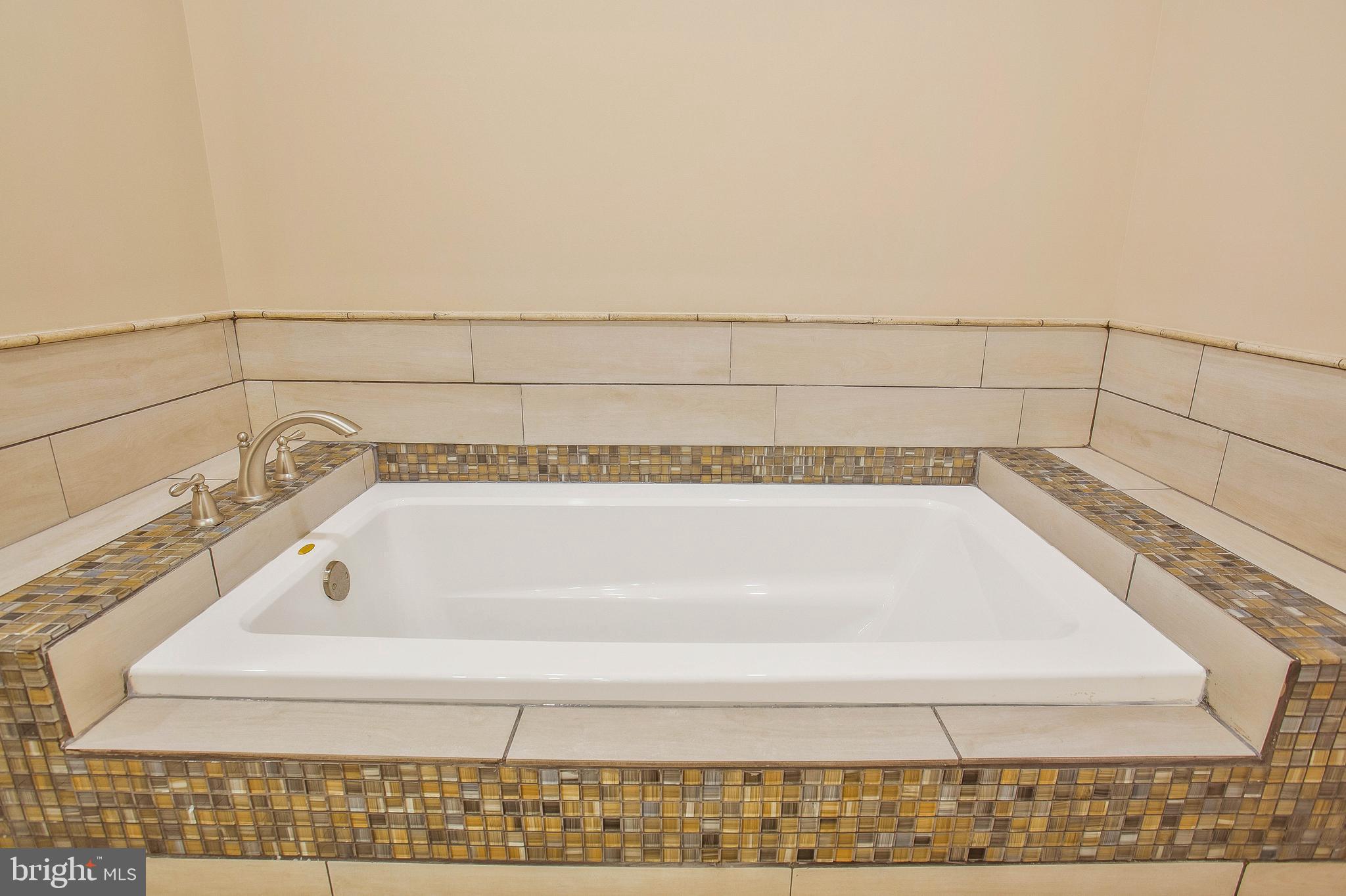 SHADY ACRES SUB - Residential