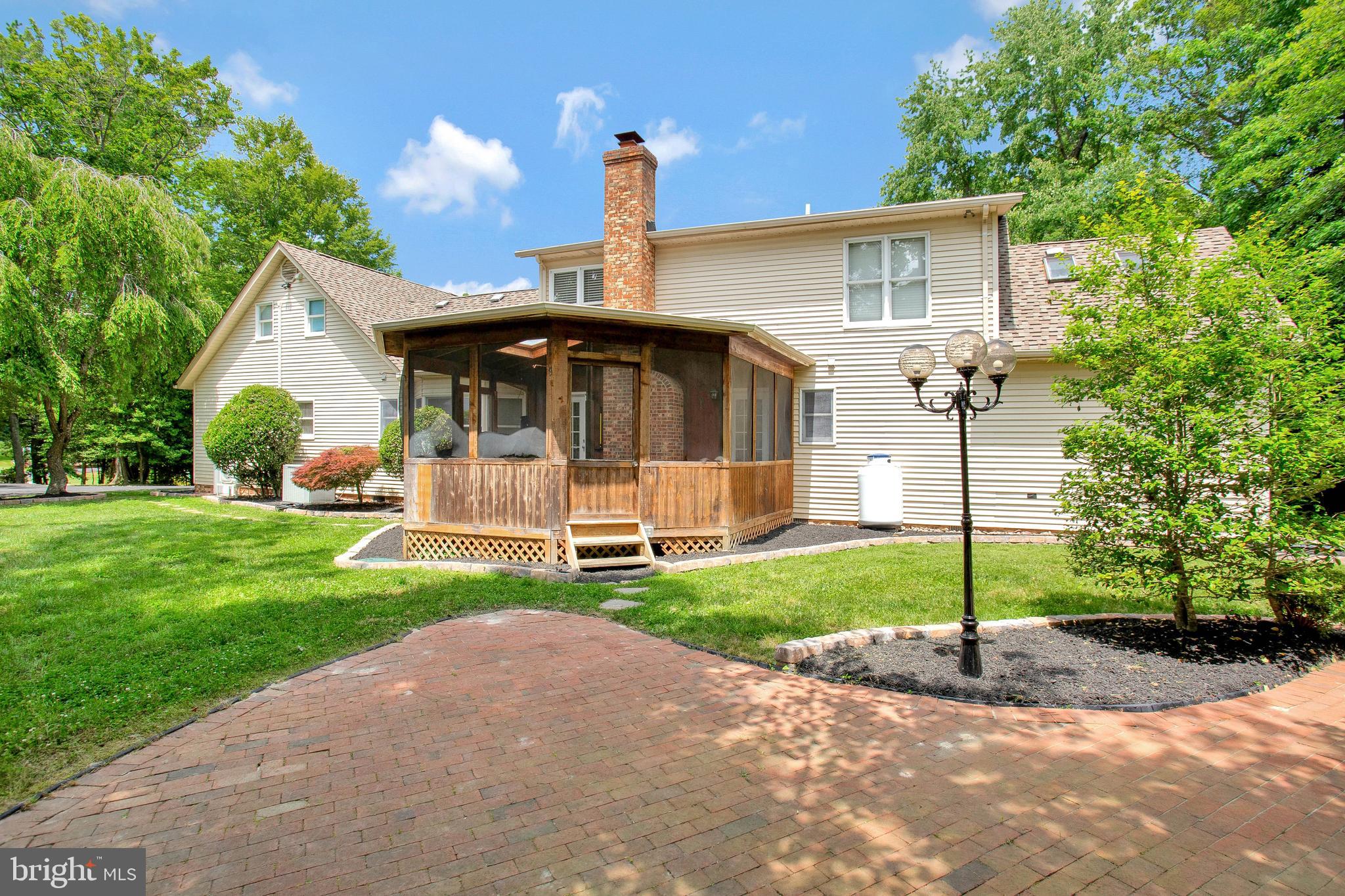 SHADY ACRES SUB - Residential