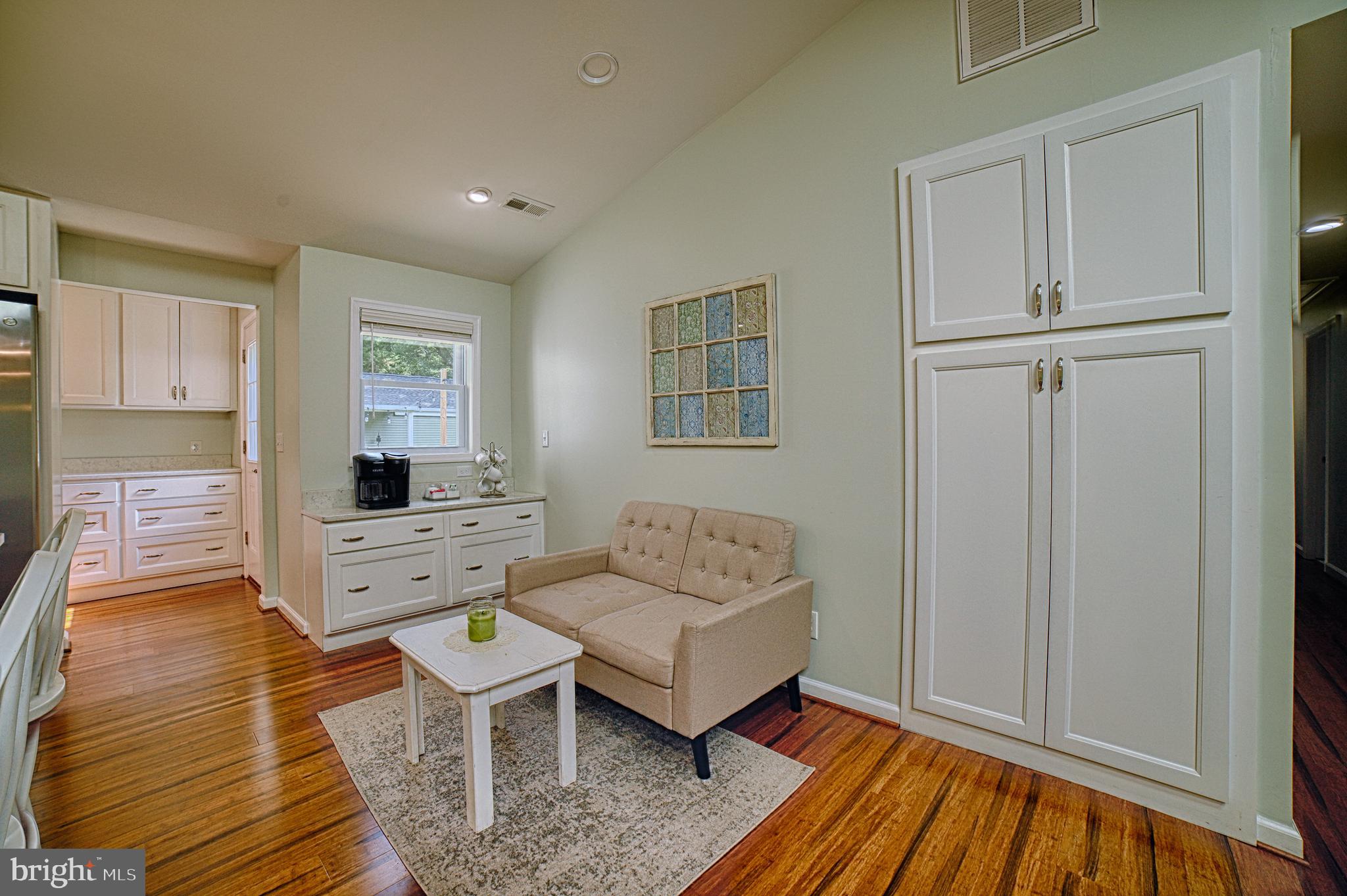 DENTON AREA - Residential