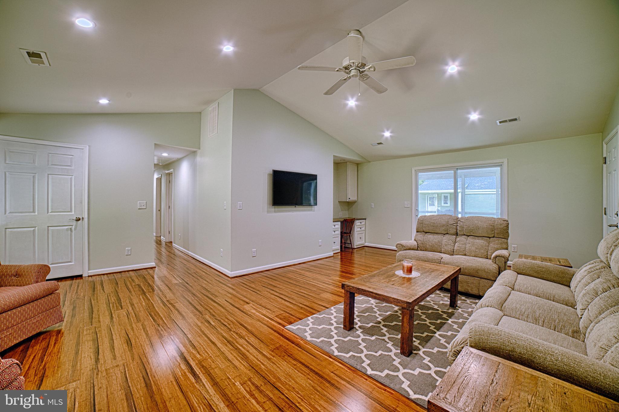 DENTON AREA - Residential