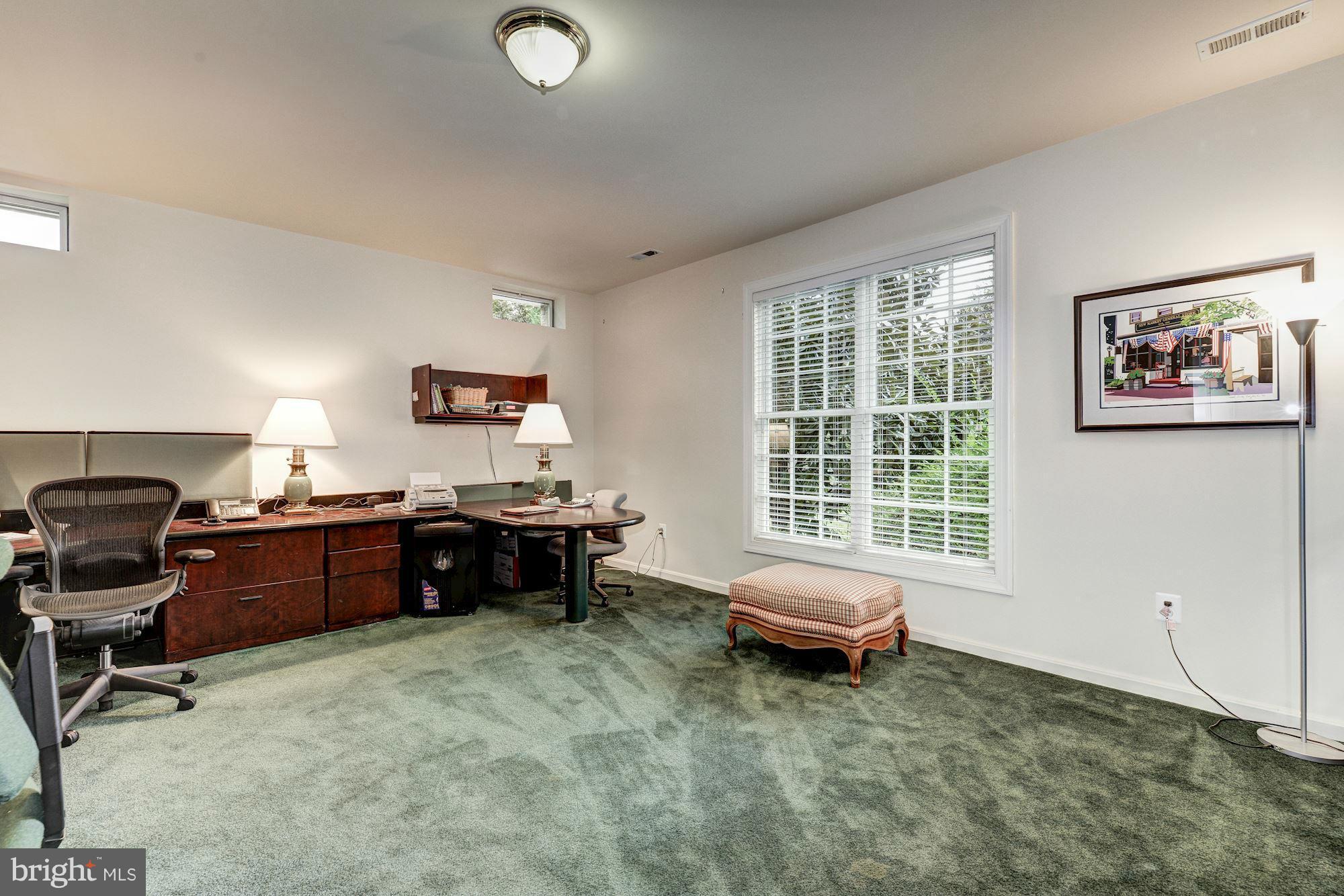 CHEVY CHASE COMMONS - Residential