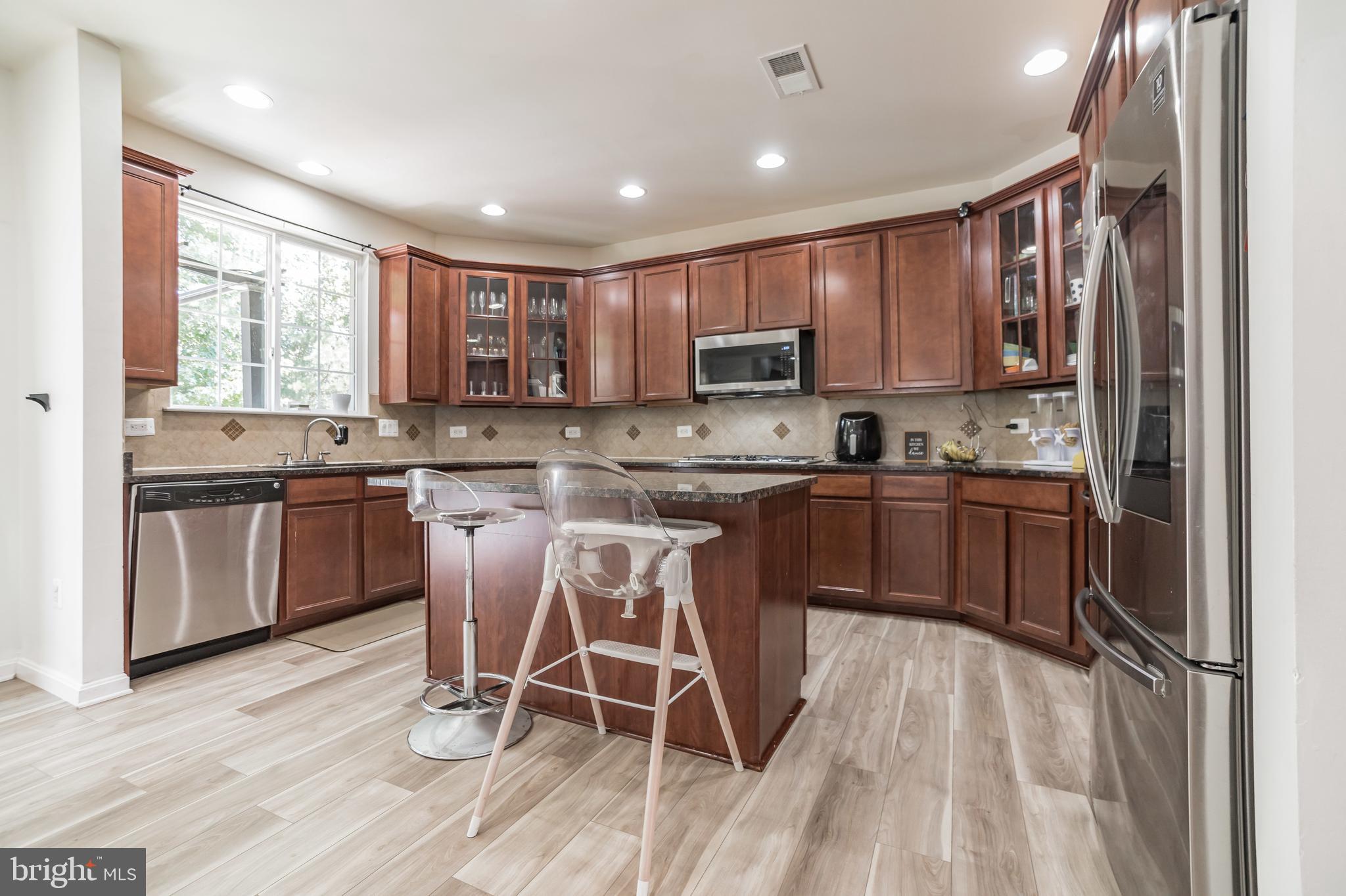 FAIRWAY VILLAGES AT CHESAPEAKE BAY GOLF CLUB - Residential Lease