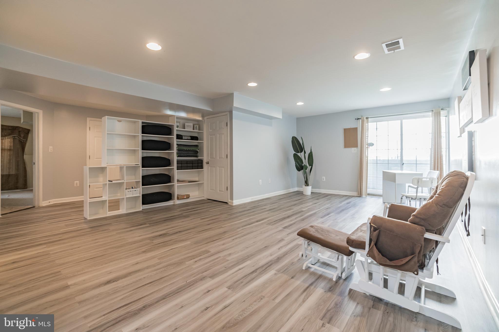 FAIRWAY VILLAGES AT CHESAPEAKE BAY GOLF CLUB - Residential Lease