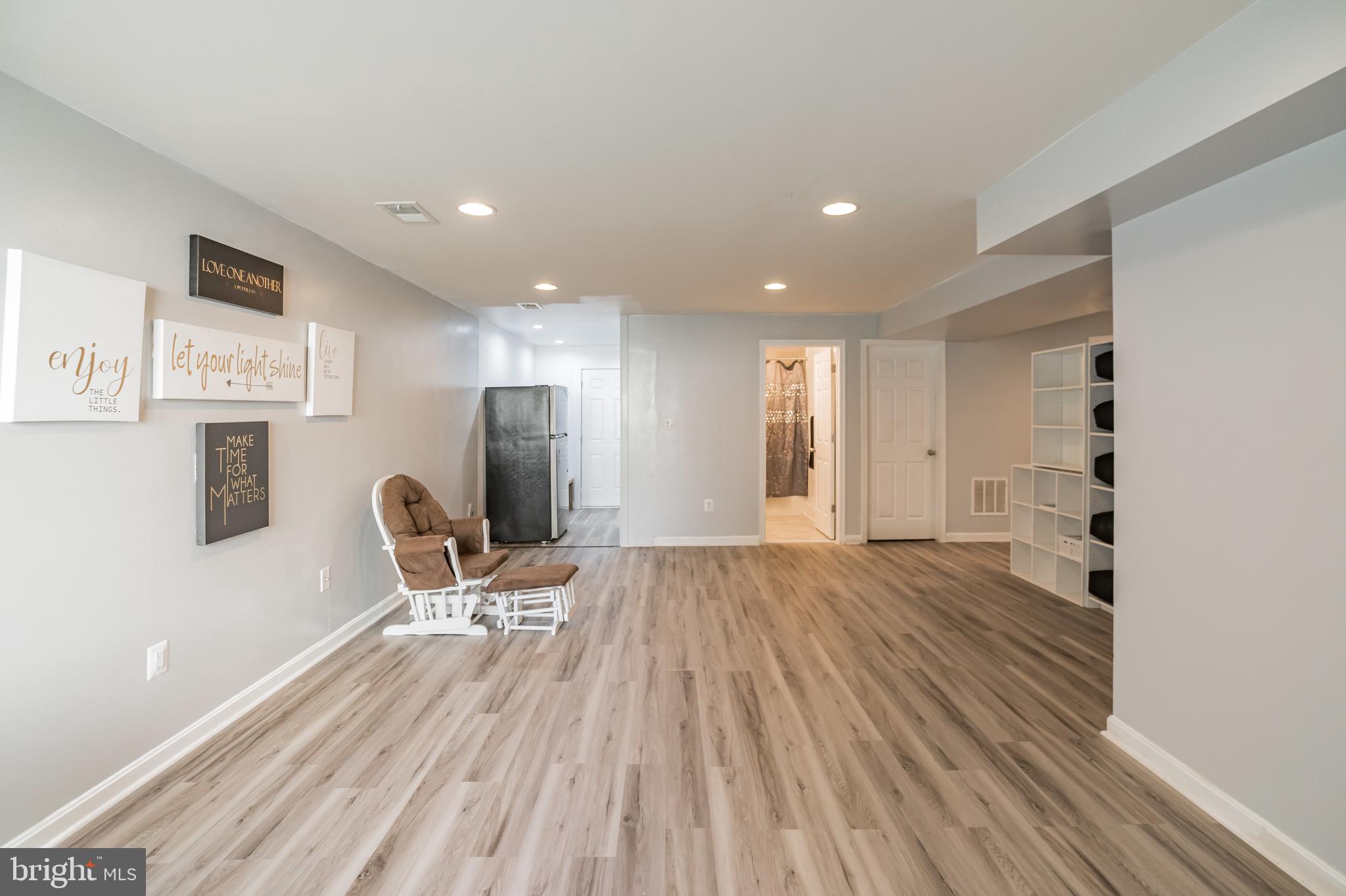 FAIRWAY VILLAGES AT CHESAPEAKE BAY GOLF CLUB - Residential Lease