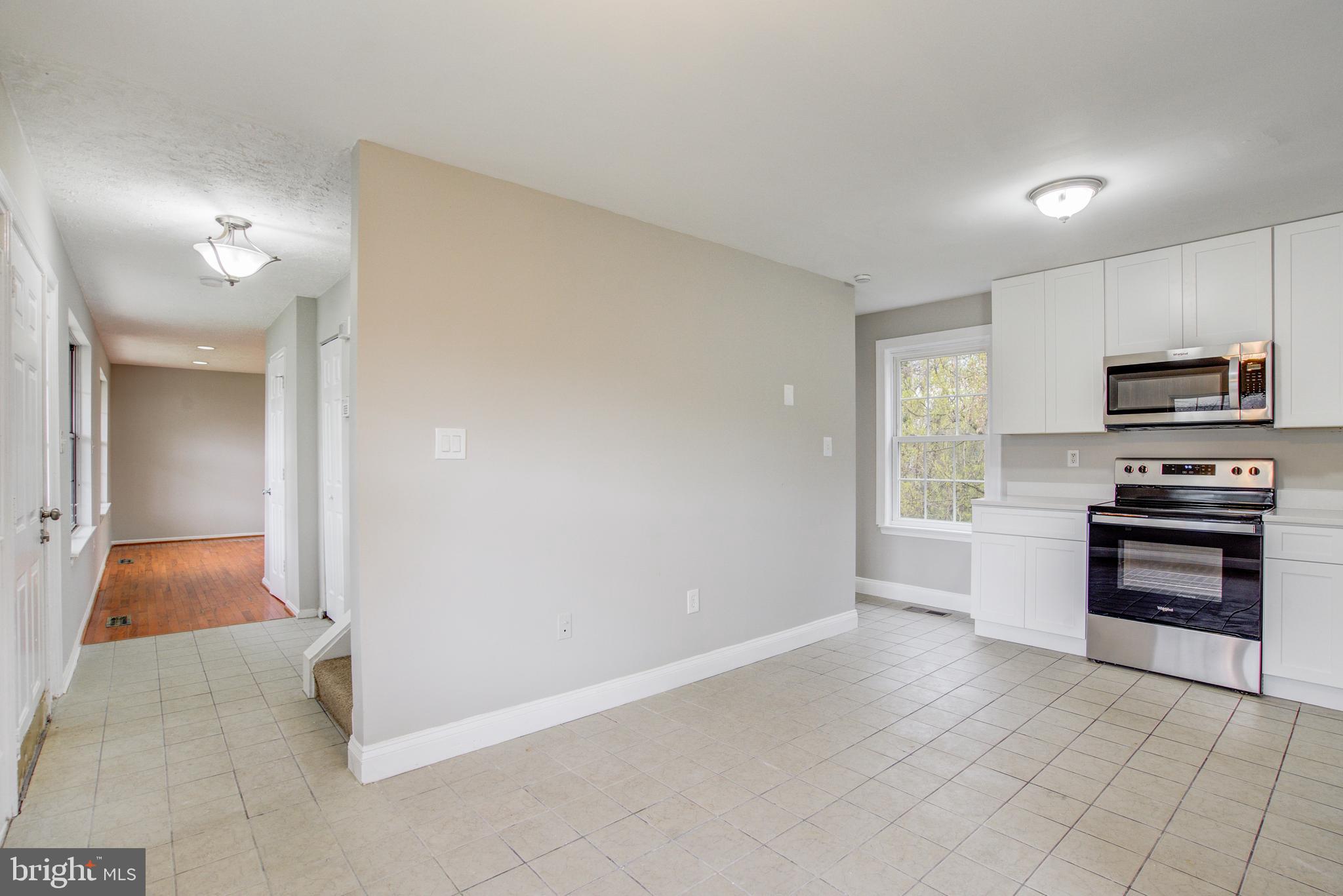 SQUIRES WOOD - Residential Lease