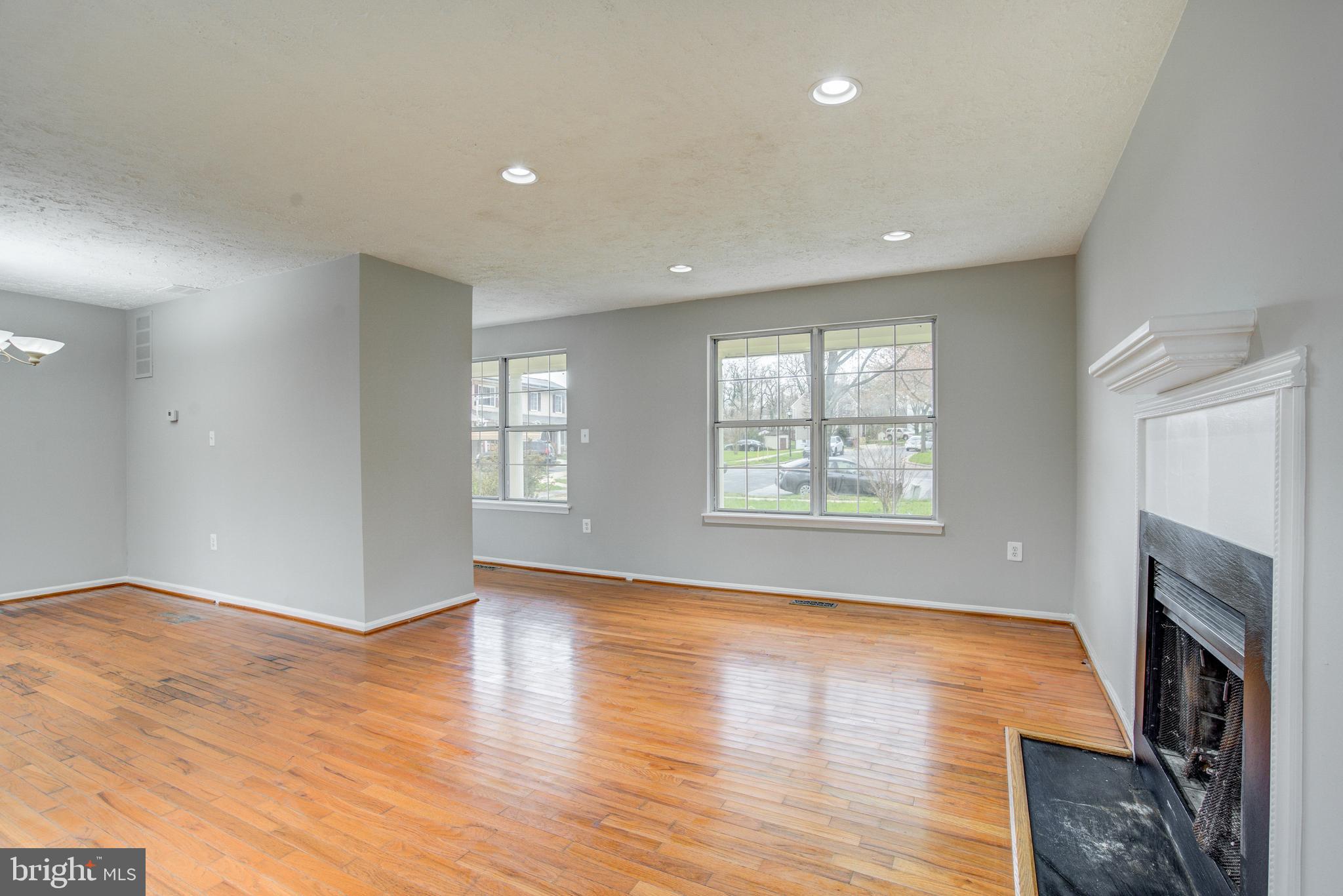 SQUIRES WOOD - Residential Lease