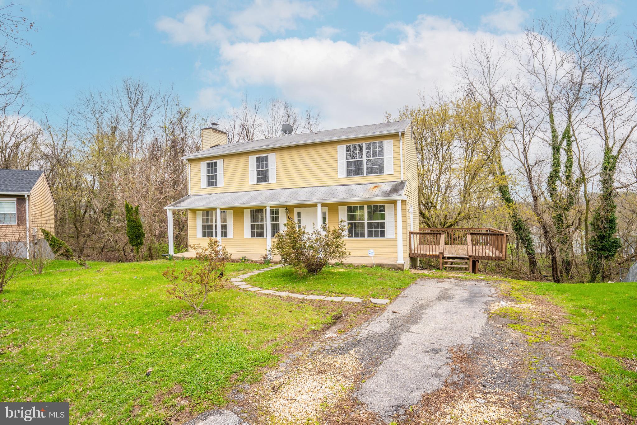 SQUIRES WOOD - Residential Lease