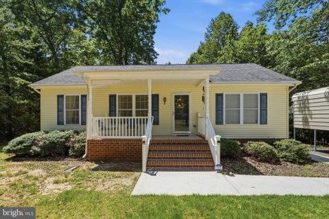 Photo of 754 S Bluewater Boulevard, MINERAL, VA 23117 (MLS # VALA2010296)