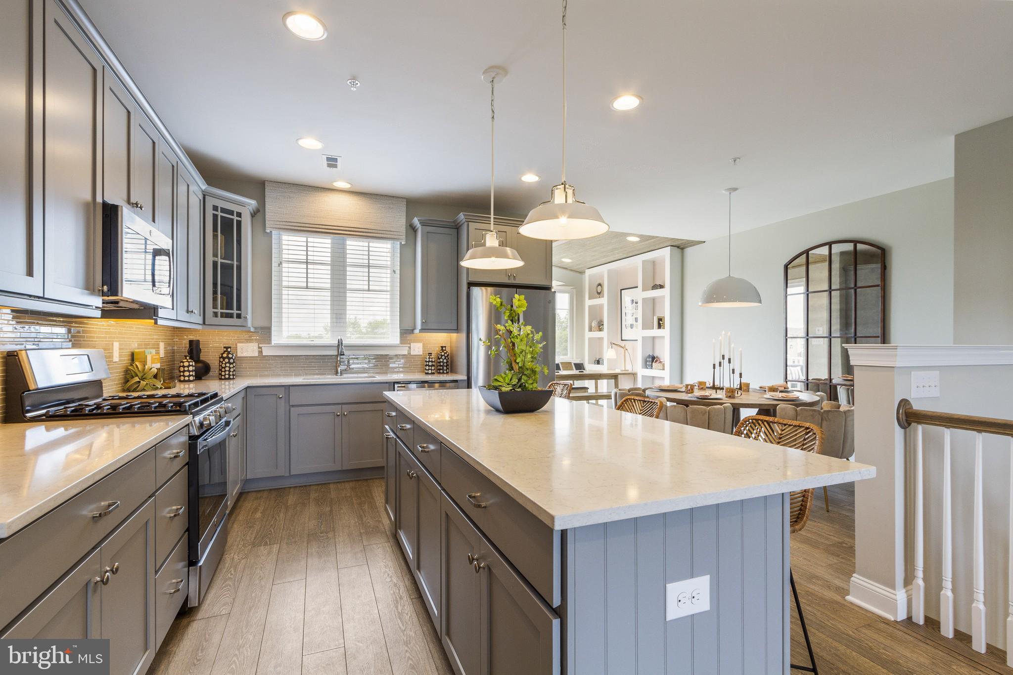 WESTVIEW SQUARE - Residential