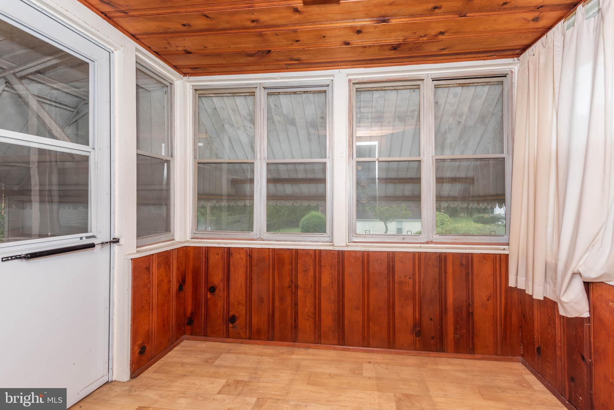 CARNEY GROVE - Residential