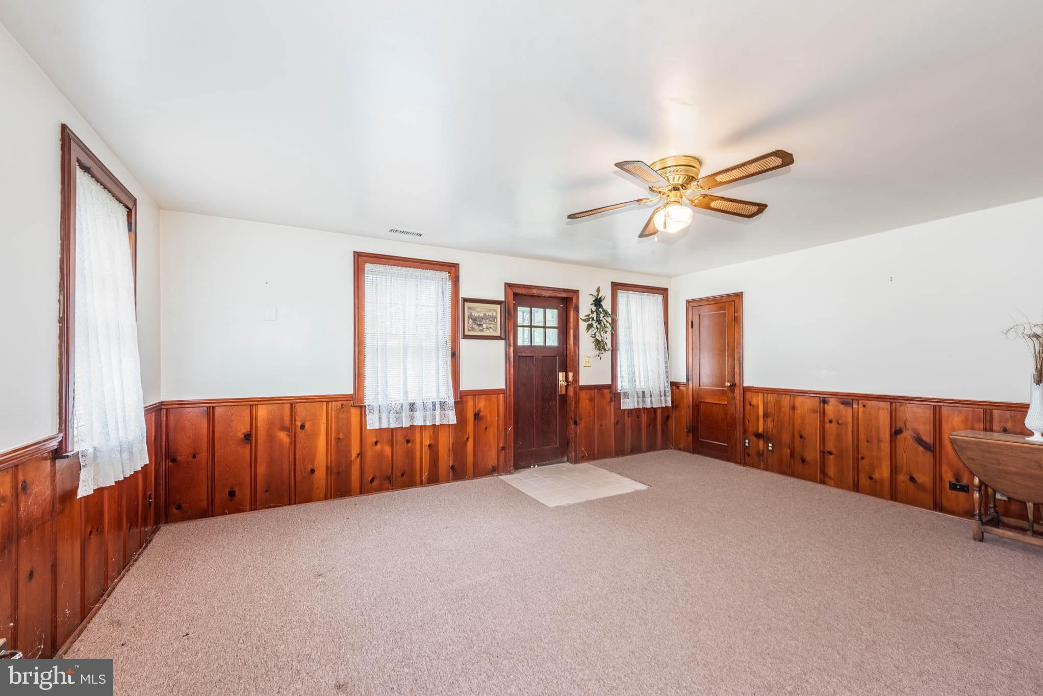 CARNEY GROVE - Residential