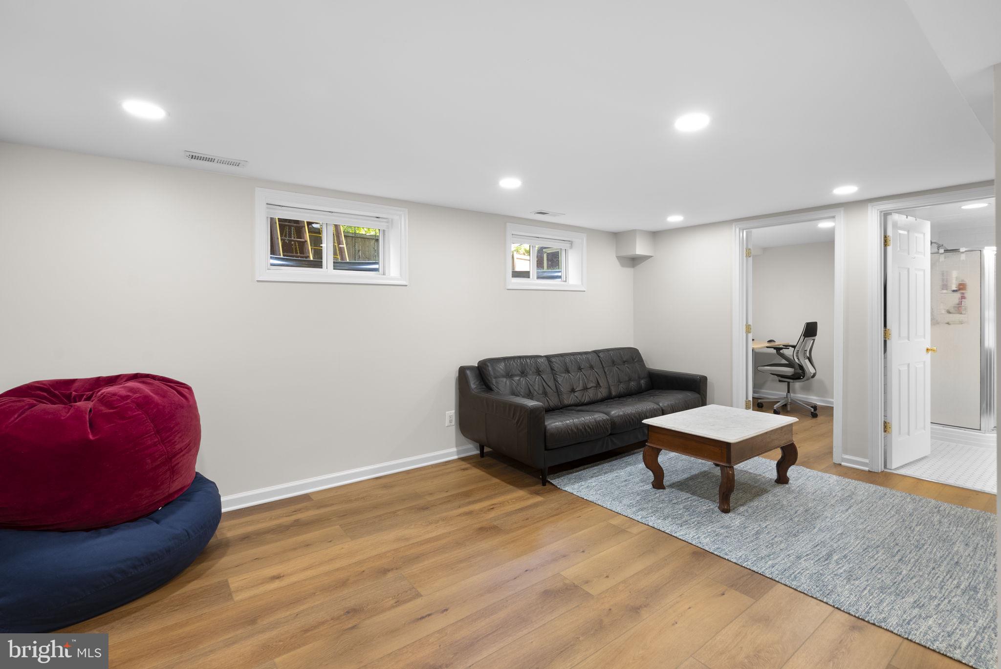 WOODMOOR - Residential