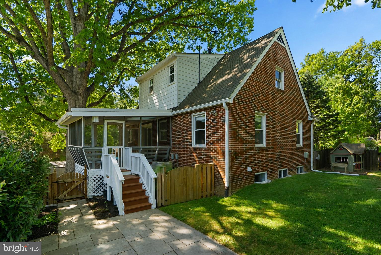 WOODMOOR - Residential