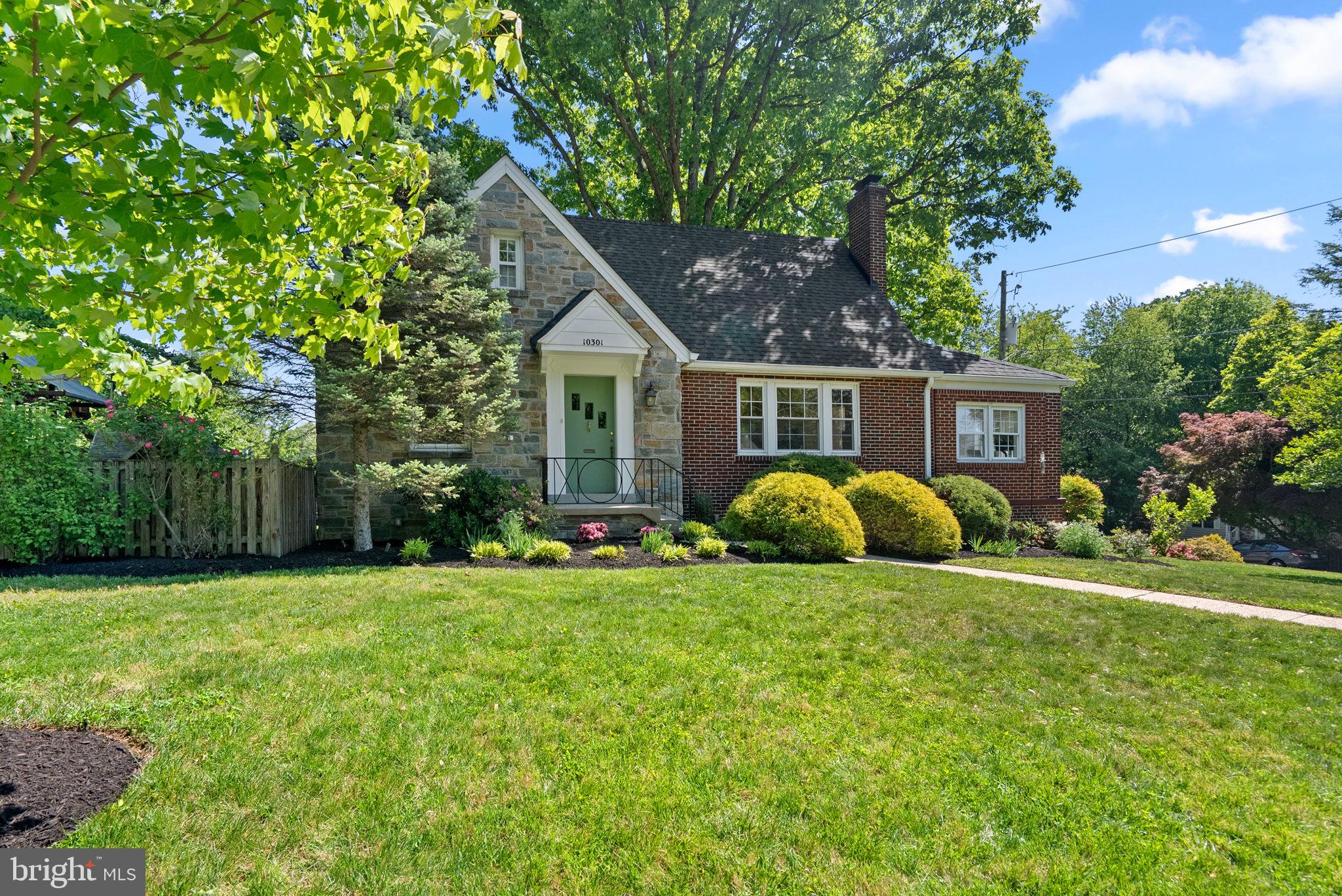 WOODMOOR - Residential