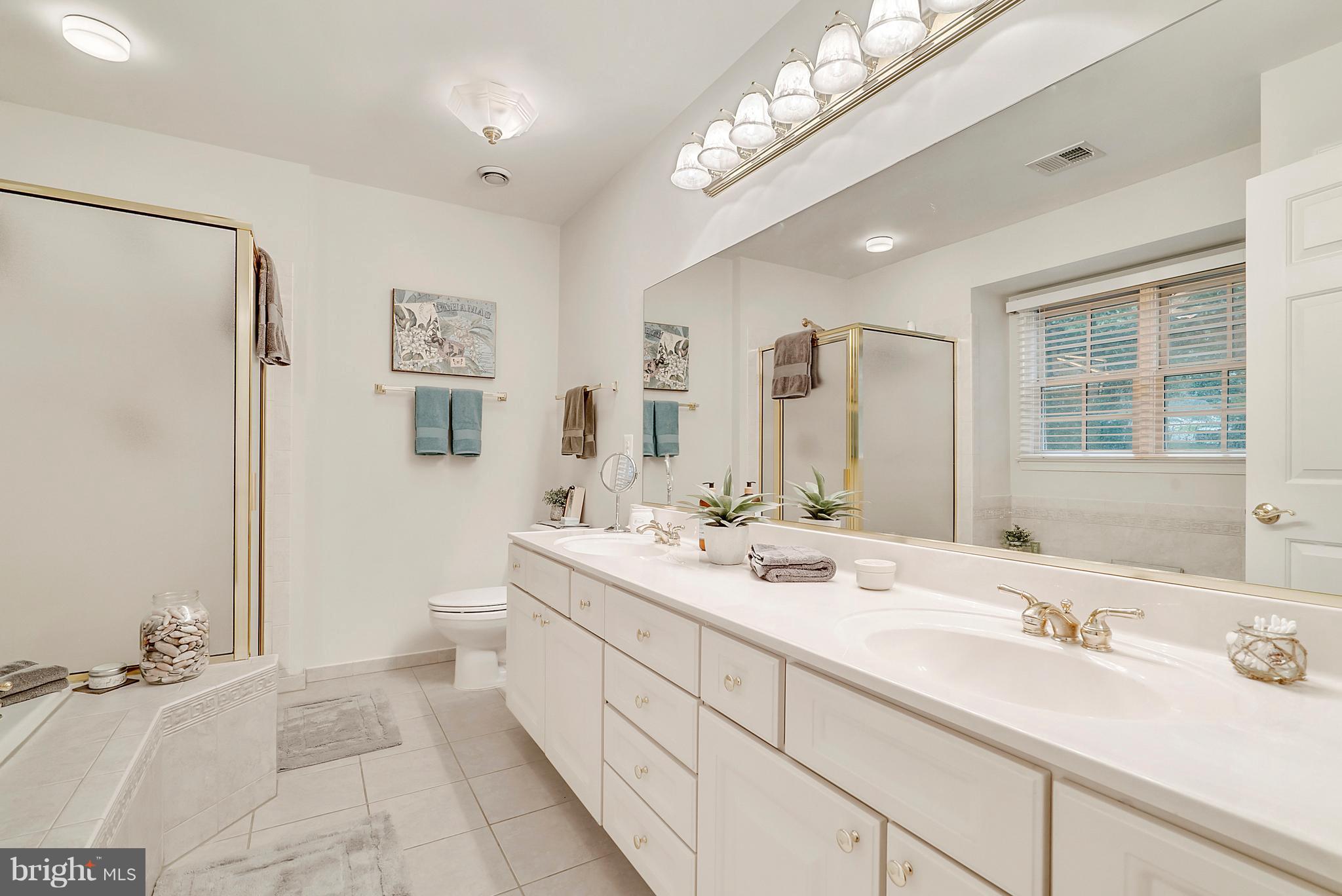 PLANE TREE - Residential