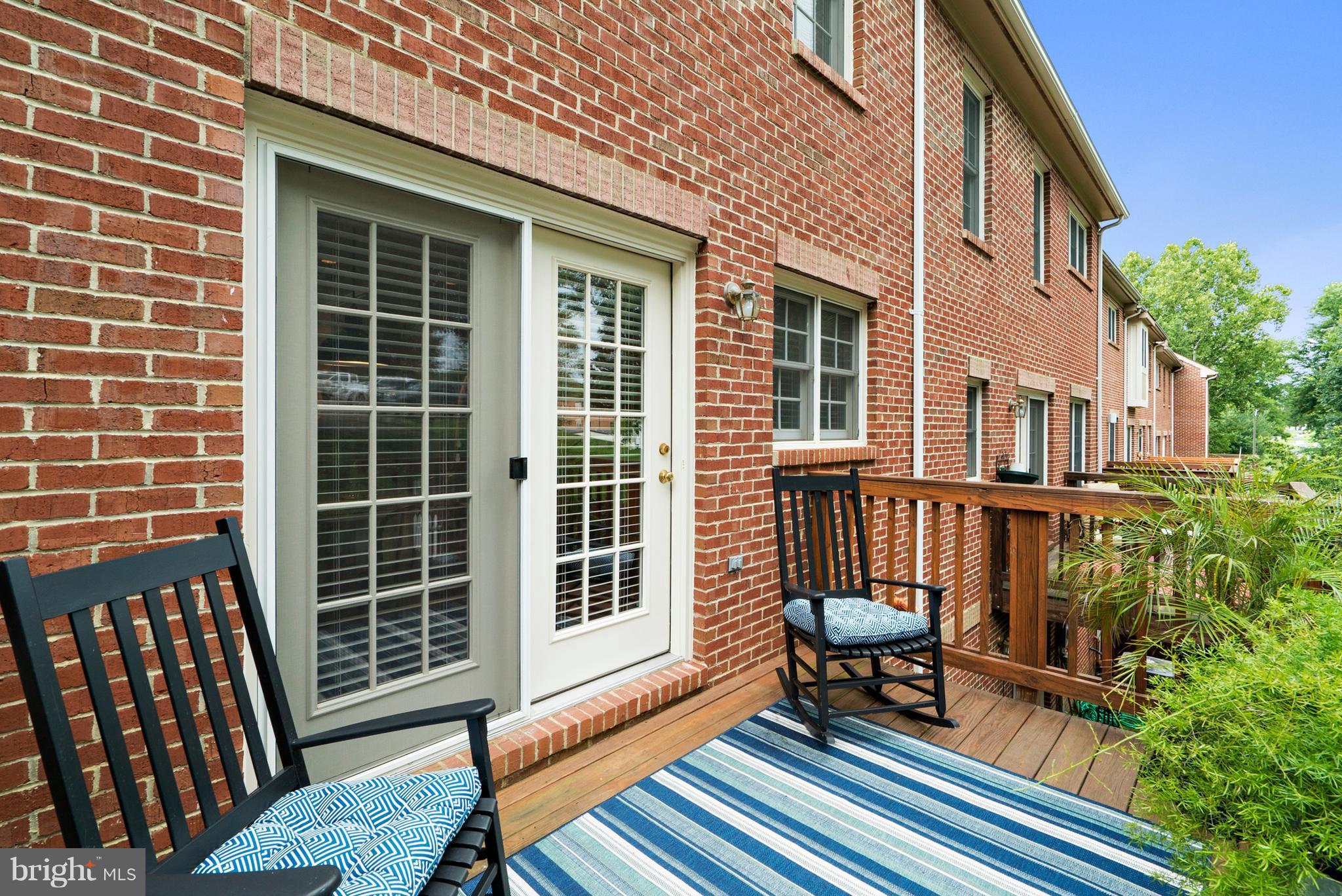 PLANE TREE - Residential