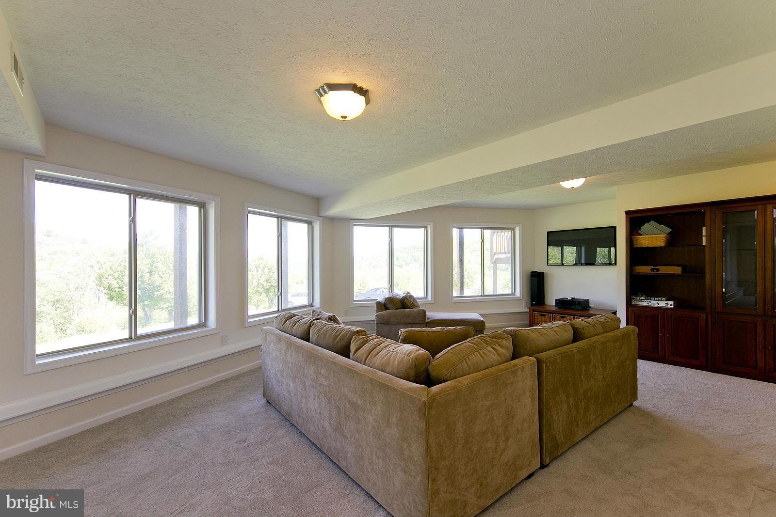 HARMONY MANOR ESTATES - Residential