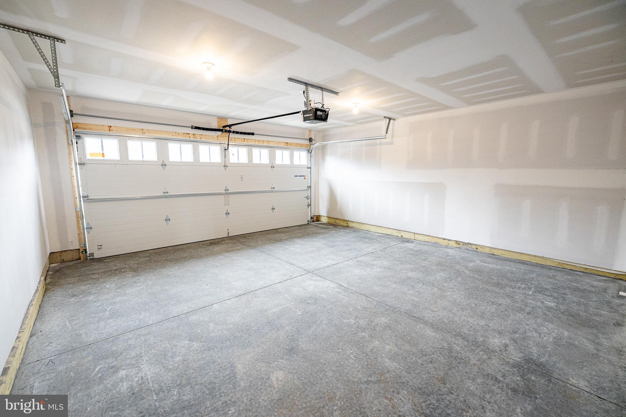 SHADY LANE ESTATES - Residential