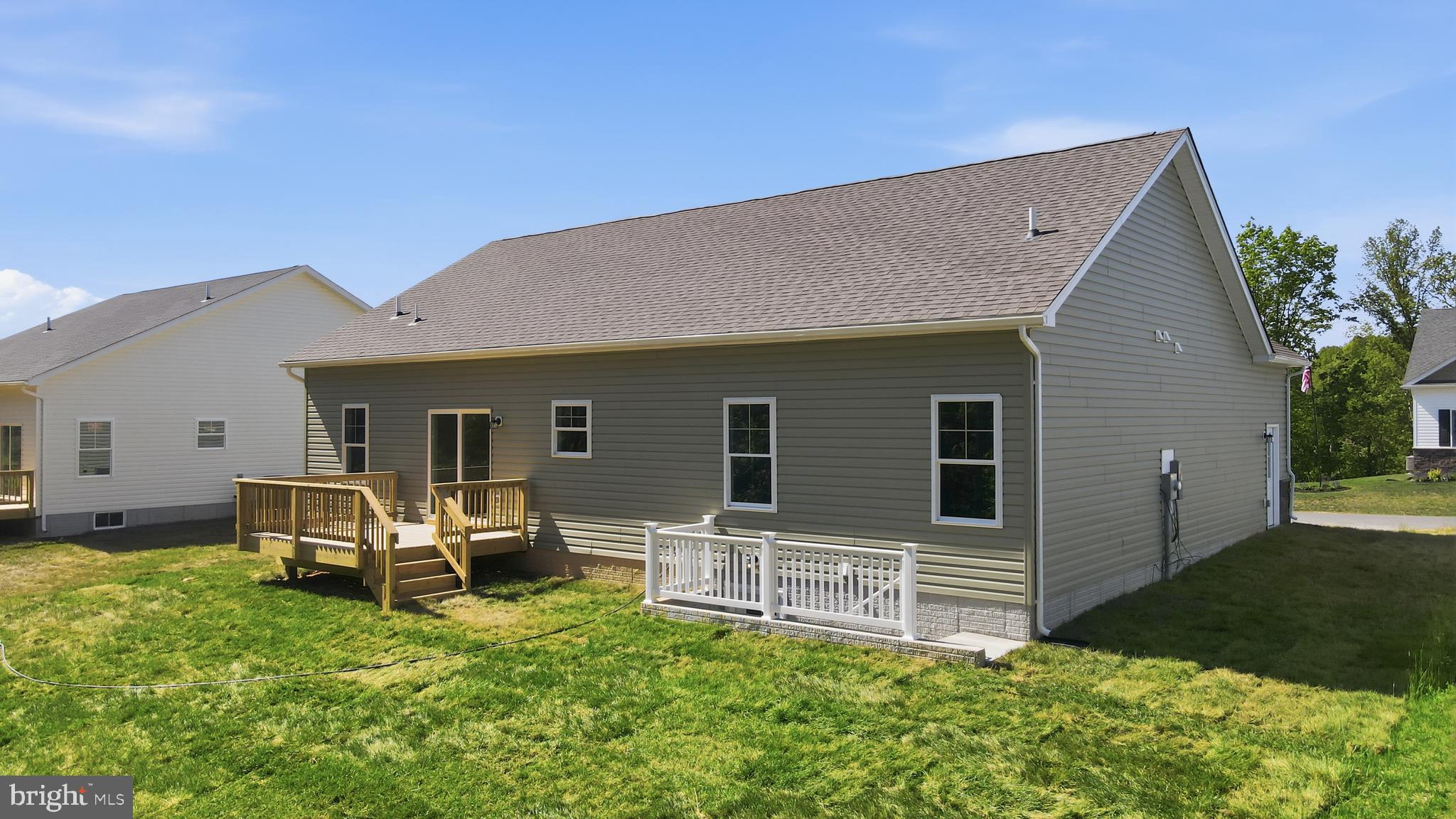 MIDDLE CREEK VISTAS - Residential