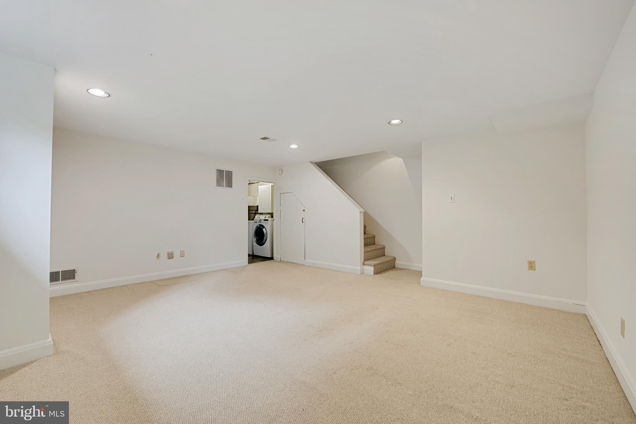 RODGERS FORGE - Residential