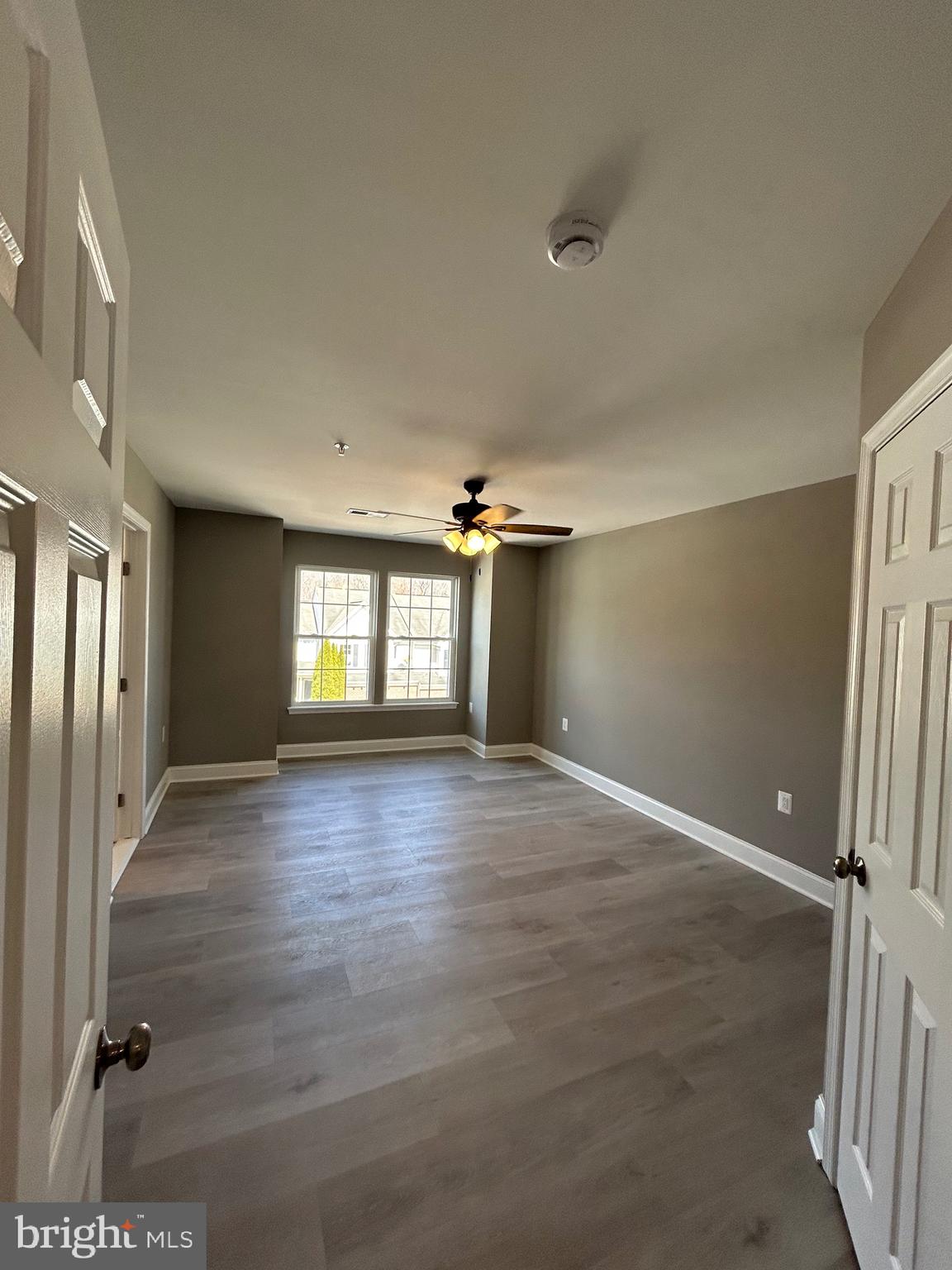 HOLLY WOODS - Residential