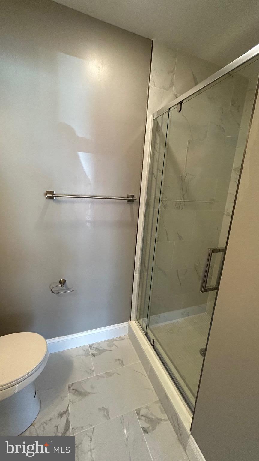 HOLLY WOODS - Residential