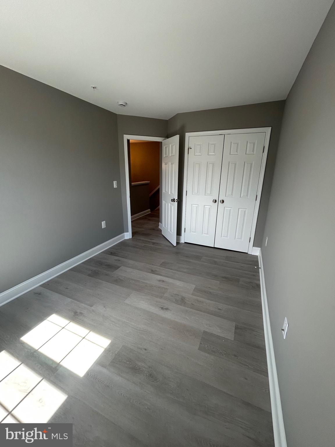 HOLLY WOODS - Residential