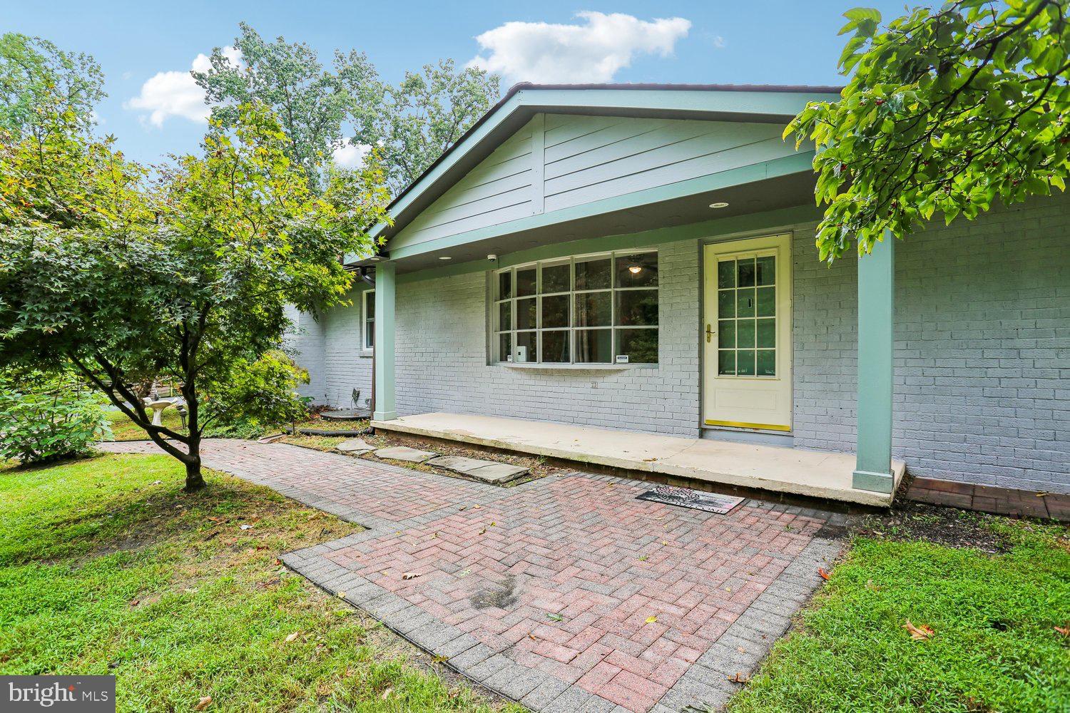 13515 HIGHLAND ROAD