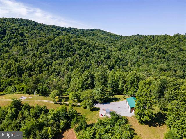 5855 JOLLETT ROAD
