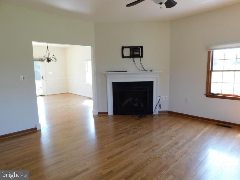 13886 BERLIN TURNPIKE A