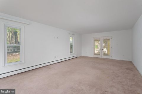 Tiny photo for 304 Schoolhouse Road, MONROE TOWNSHIP, NJ 08831 (MLS # NJMX2011492)