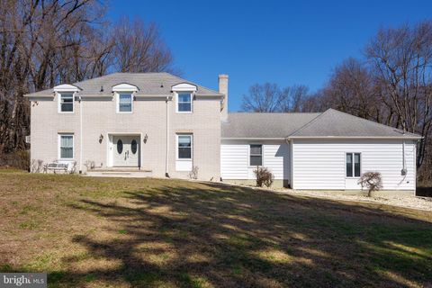 Tiny photo for 304 Schoolhouse Road, MONROE TOWNSHIP, NJ 08831 (MLS # NJMX2011492)