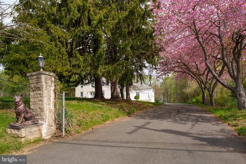 Tiny photo for 304 Schoolhouse Road, MONROE TOWNSHIP, NJ 08831 (MLS # NJMX2011492)