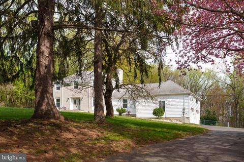Tiny photo for 304 Schoolhouse Road, MONROE TOWNSHIP, NJ 08831 (MLS # NJMX2011492)