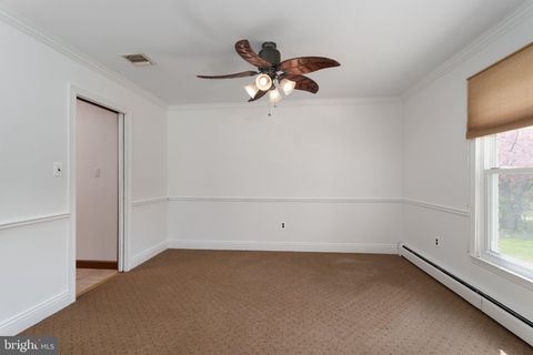 Tiny photo for 304 Schoolhouse Road, MONROE TOWNSHIP, NJ 08831 (MLS # NJMX2011492)