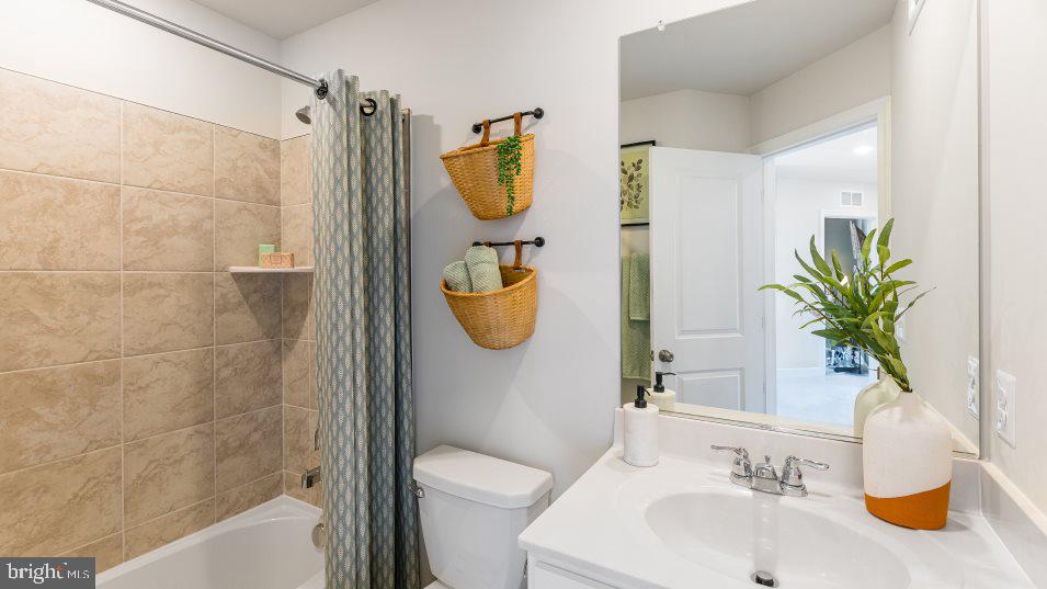 WILLOW GLEN - Residential Lease