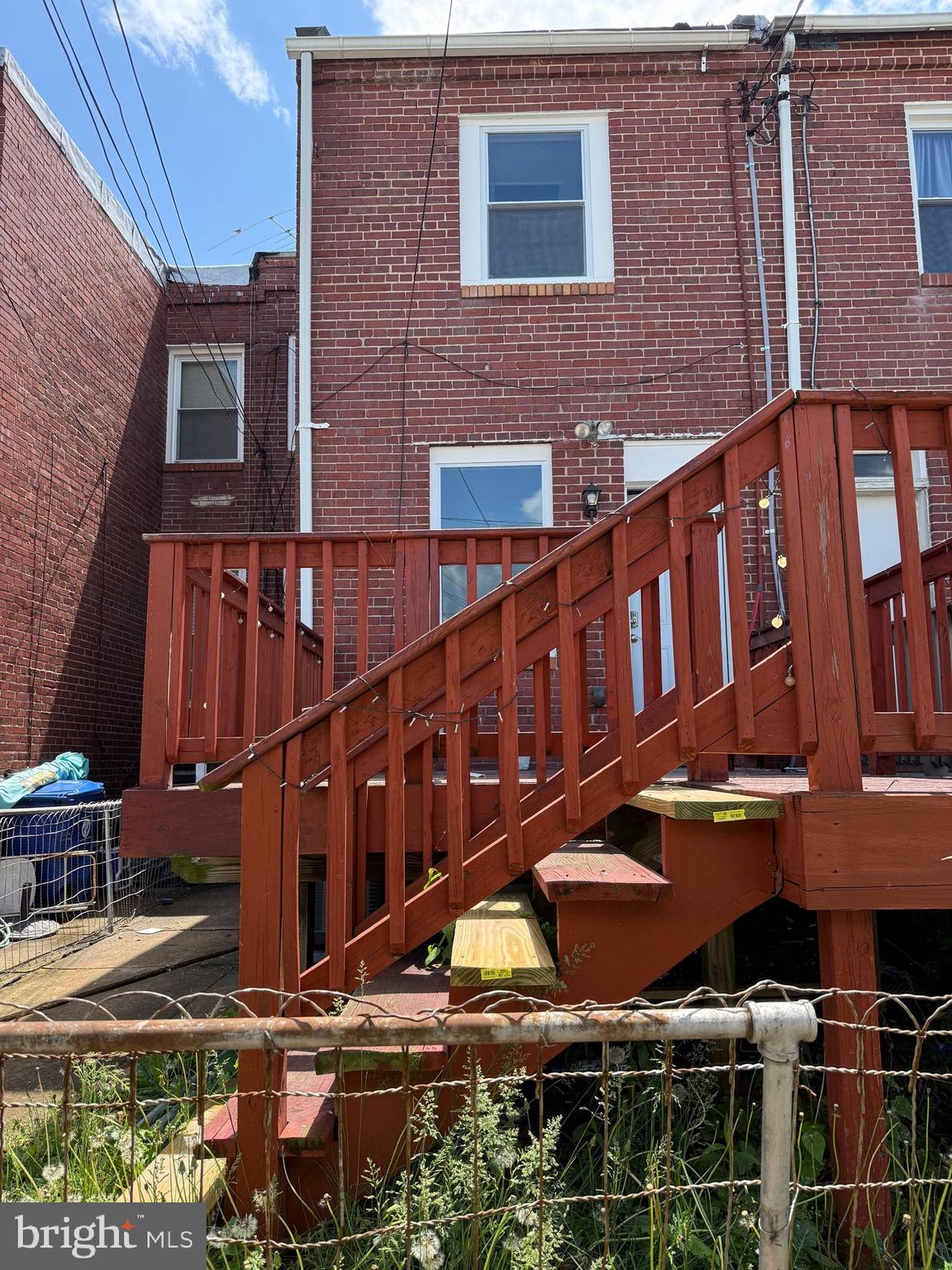 FOUR BY FOUR - Residential Lease