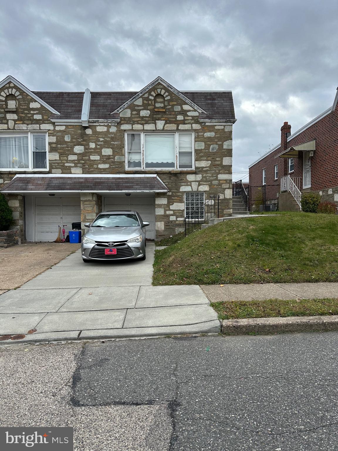 RHAWNHURST - Residential