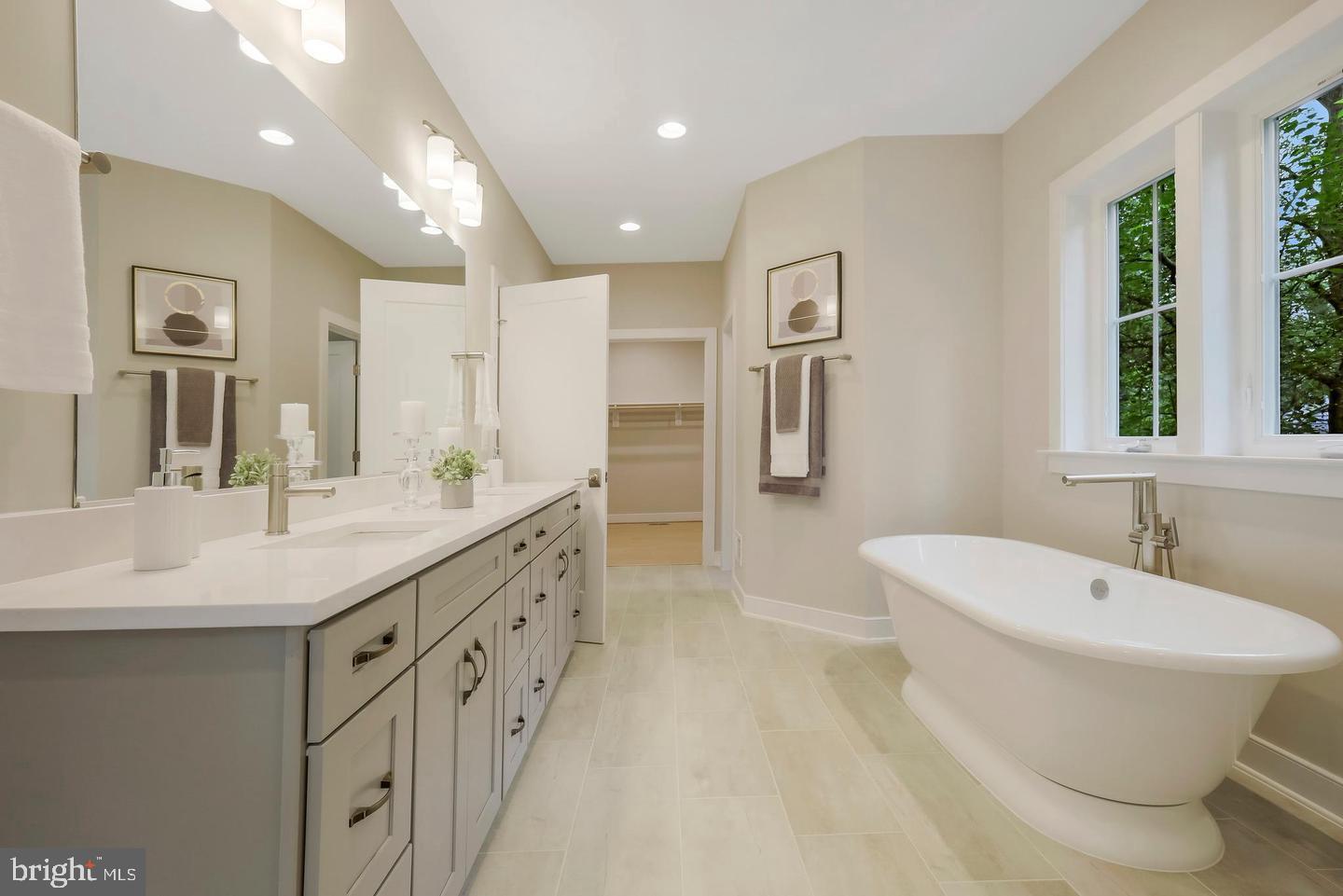 KEENE MILL MANOR - Residential