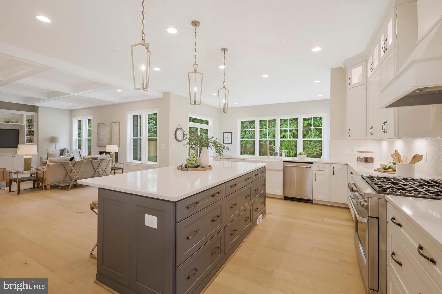 KEENE MILL MANOR - Residential