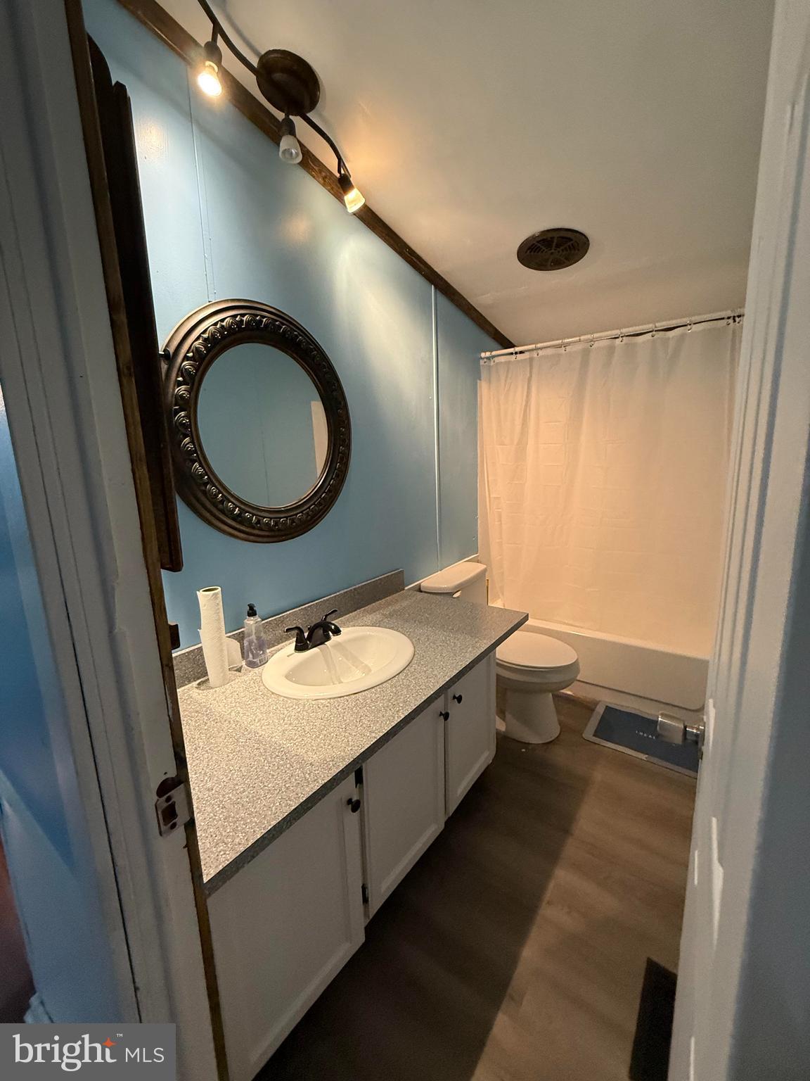 TALL OAK ESTATES - Residential