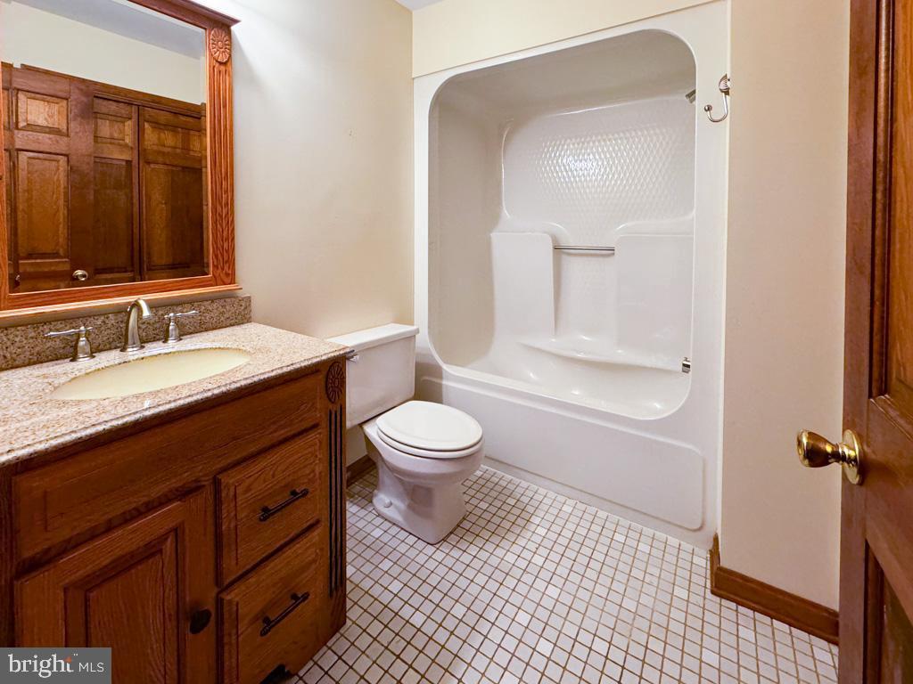 WATER OAK FOREST - Residential